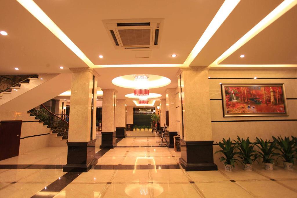 Perfect Season Hotel Guilin Exterior photo