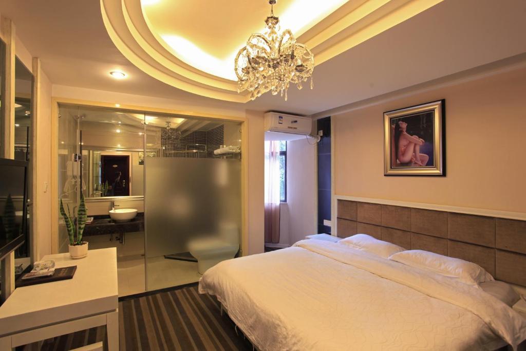 Perfect Season Hotel Guilin Room photo